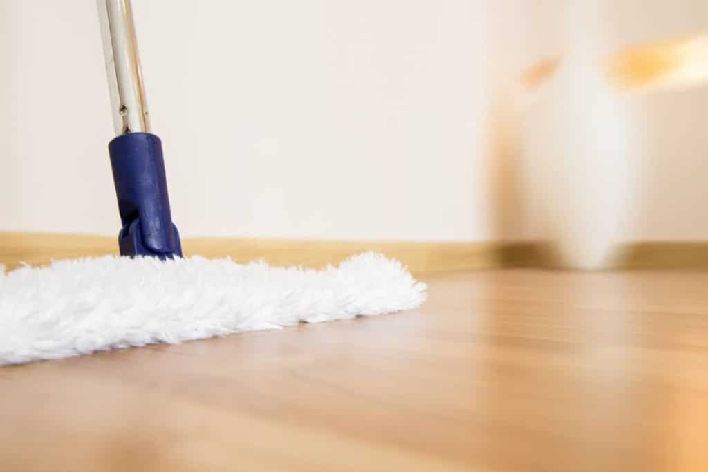 Entretenir-parquet-choisir-vernir
